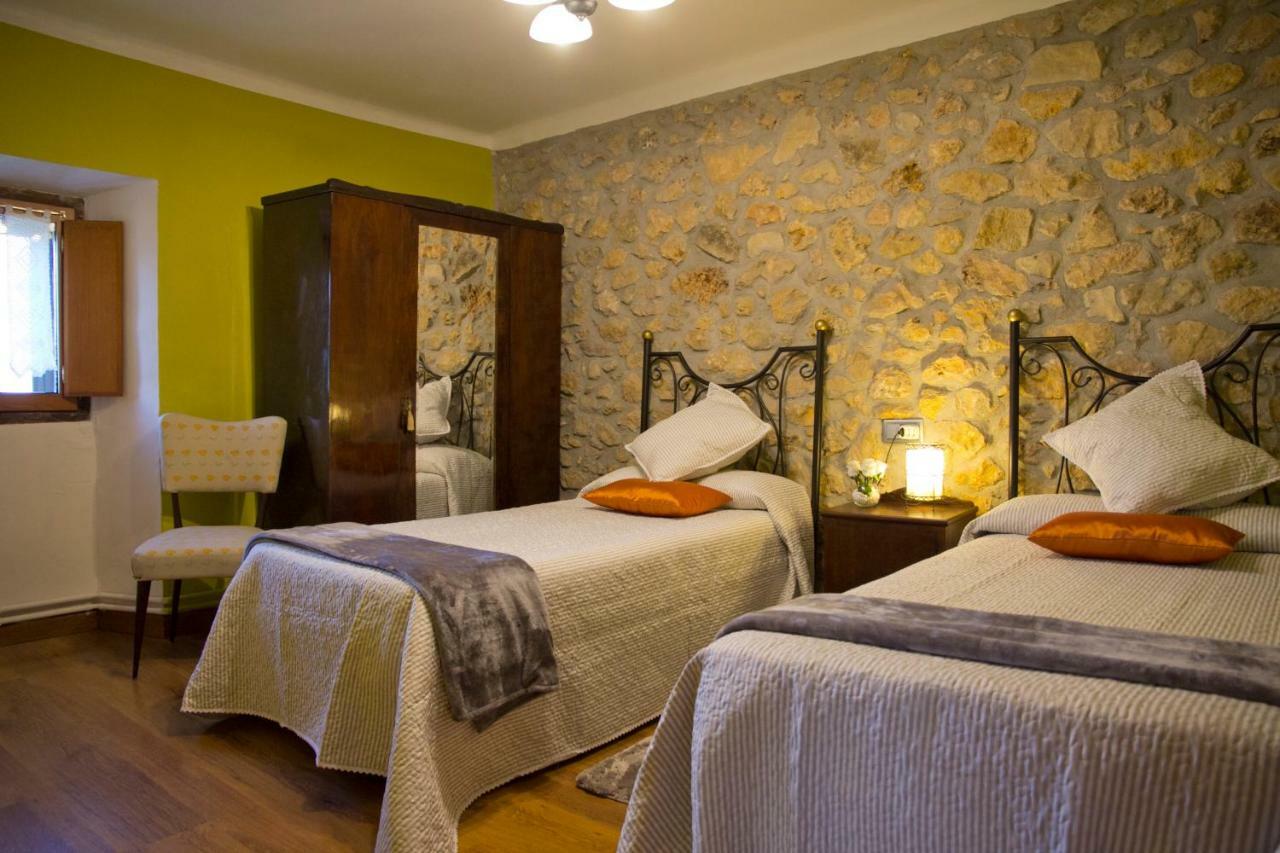 Casa Rural Lazkano En Sierra De Urbasa San Martín Exteriér fotografie